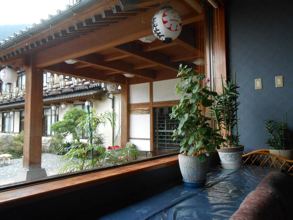 Ojikaso Hotel Chichibu Buitenkant foto