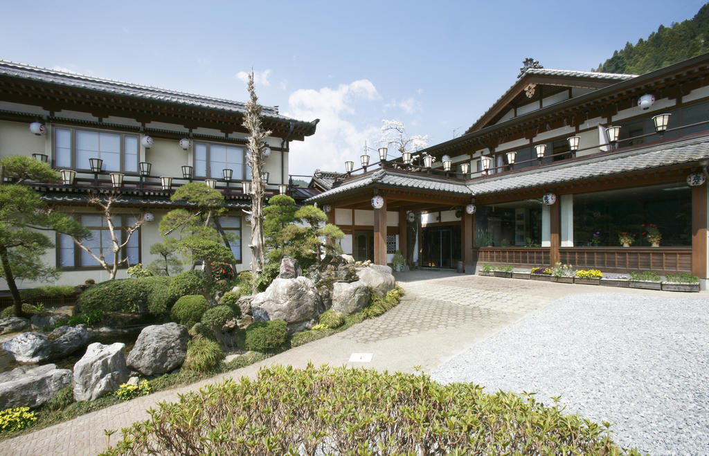 Ojikaso Hotel Chichibu Buitenkant foto